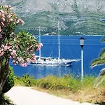 Manora Appartement Sućuraj