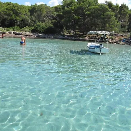 Manora Apartamento Sućuraj