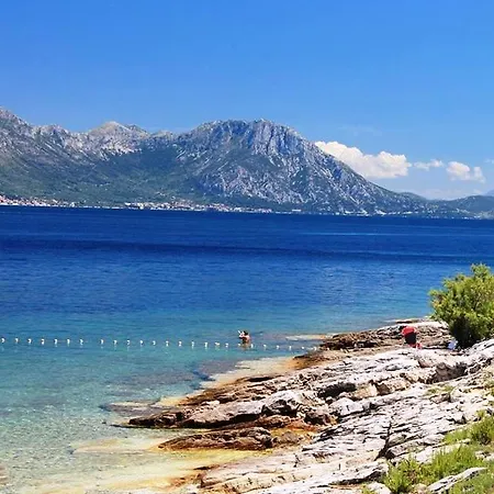 Apartamento Manora Sućuraj