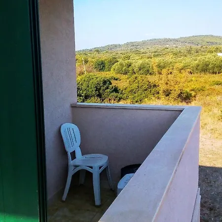 Apartamento Manora Sućuraj