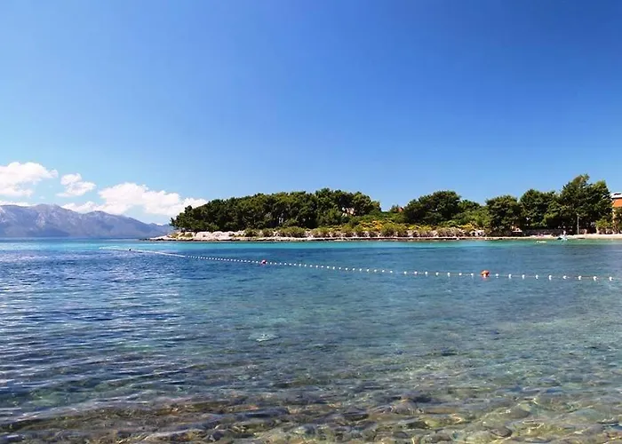 Manora Daire Sućuraj