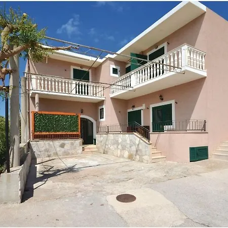 Apartamento Manora *
